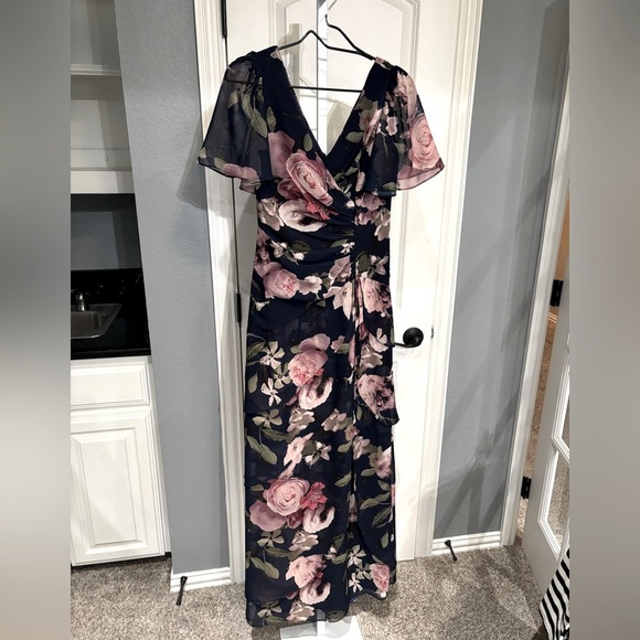 Xscape Size 4 Floral Floor-Length Dress NWT - Picture 2 of 6